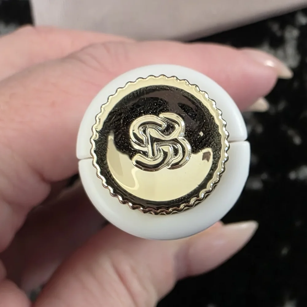 Delina by Parfums de Marly Eau de Parfum Scentbird Travel Spray .27 Fl Oz - Picture 7 of 8